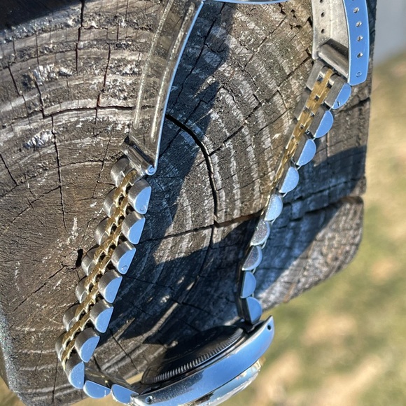 SOLD***Rolex Ladies Datejust***SOLD - Picture 2 of 5